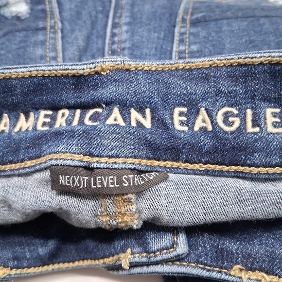 American Eagle Distressed Jegging Size 6 - Picture 7 of 9